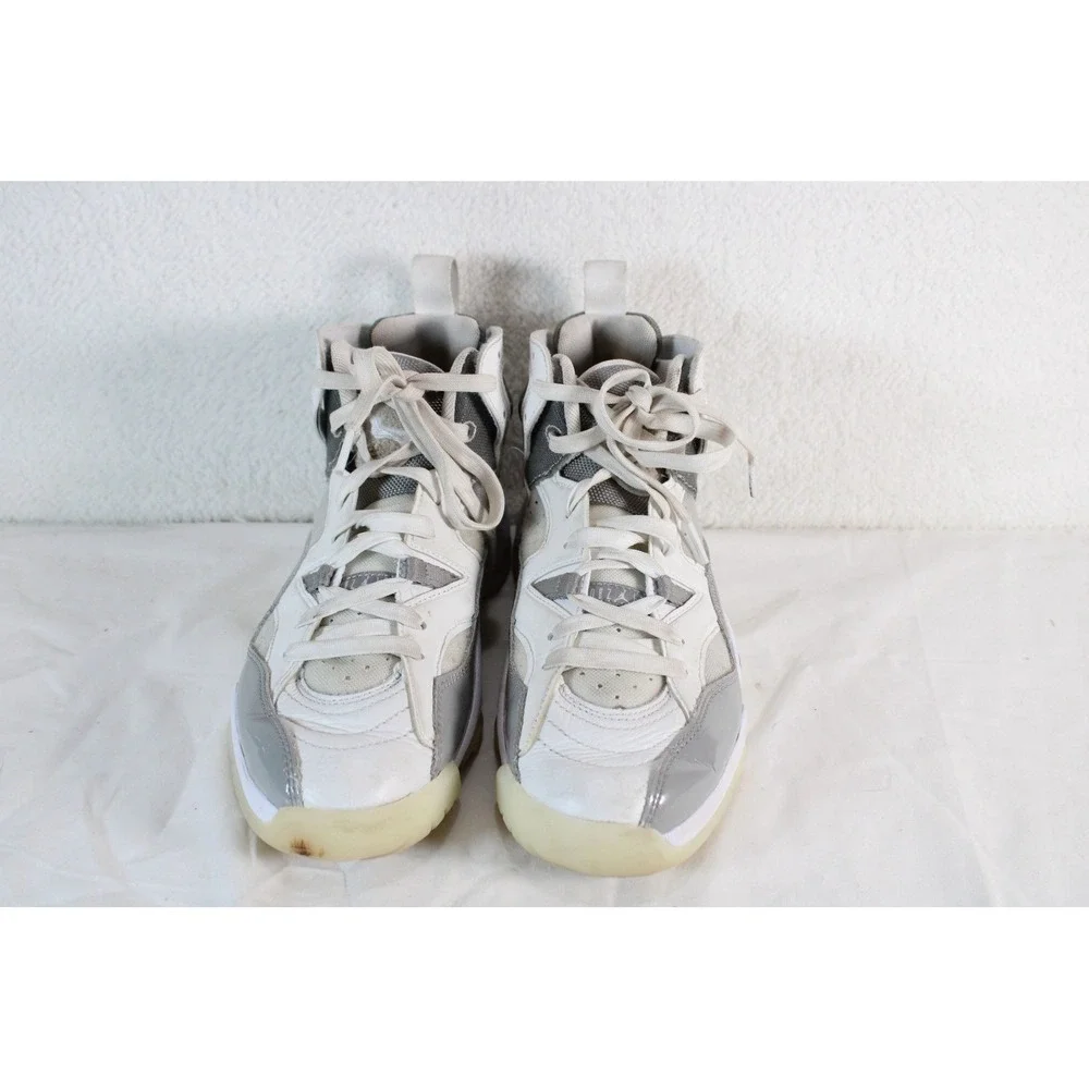 Jordan Jumpman Two Trey Mens 7 White Grey Basketball Shoes DR9631-002
